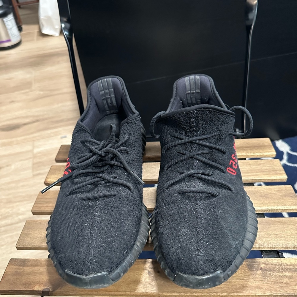 adidas Yeezy Boost 350 V2 'Bred'
